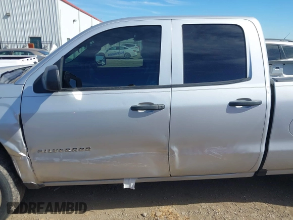 2018 Chevrolet Silverado 1500 Work Truck with VIN 1GCRCNEC6JZ377752, listed as a IAAI auction lot 40905522 with 128,897 mi miles. Bid and sale history available at carsss.com. Image 14.