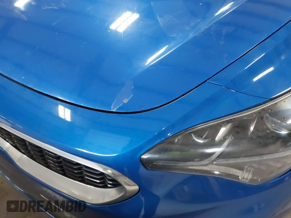 2018 Kia Stinger Premium with VIN KNAE25LA5J6017132, listed as a IAAI auction lot 42163195 with 176,947 mi miles. Bid and sale history available at carsss.com. Image 6.