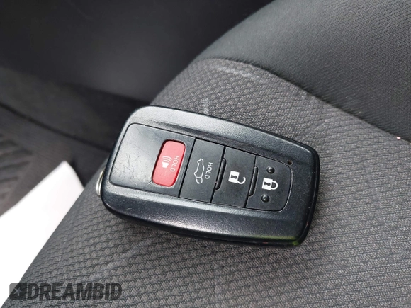 2019 Toyota RAV4 XLE with VIN 2T3W1RFV3KW054552, listed as a IAAI auction lot 40885219 with 40,695 mi miles and . Bid and sale history available at DreamBid. Image 11.