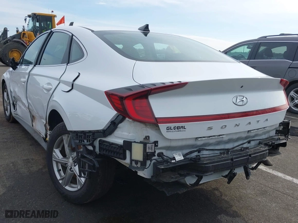 2022 Hyundai Sonata SE with VIN 5NPEG4JA9NH147654, listed as a IAAI auction lot 41466868 with 26,504 mi miles. Bid and sale history available at carsss.com. Image 3.