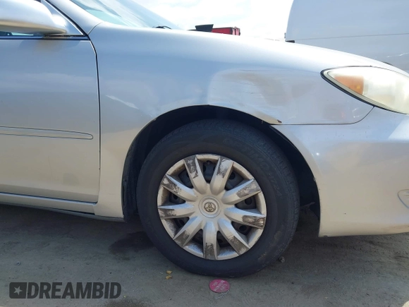 2006 Toyota Camry STD with VIN 4T1BE32K26U164258, listed as a IAAI auction lot 42120723 with 172,018 mi miles. Bid and sale history available at carsss.com. Image 19.