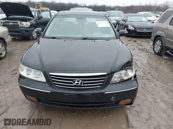 2008 Hyundai Azera Limited with VIN KMHFC46F68A296437, listed as a IAAI auction lot 41227512 with 139,672 mi miles. Bid and sale history available at carsss.com. Image 12.