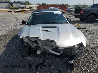 2001 Ford Mustang Deluxe with VIN 1FAFP44451F186147, listed as a Copart auction lot 51152565 with 0 mi miles and Salvage Title. Bid and sale history available at carsss.com. Image 5.