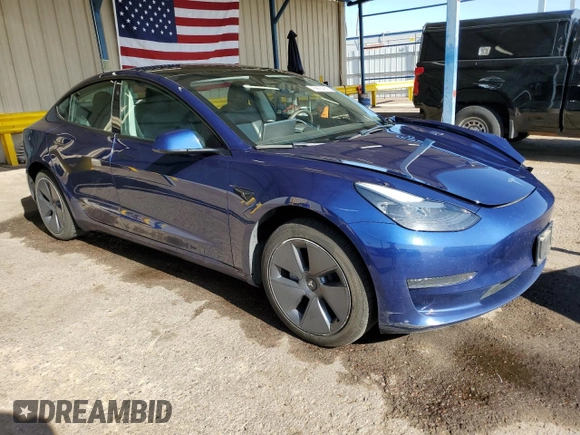 2022 Tesla Model 3 with VIN 5YJ3E1EA9NF288499, listed as a Copart auction lot 52202955 with 86,372 mi miles and Clean Title. Bid and sale history available at DreamBid. Image 4.