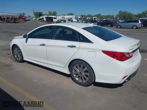 2014 Hyundai Sonata Limited with VIN 5NPEC4AB3EH911843, listed as a IAAI auction lot 42203811 with 97,665 mi miles and . Bid and sale history available at DreamBid. Image 3.