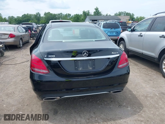 2017 Mercedes-Benz C 300 z VIN 55SWF4KB5HU200236, wystawiony jako IAAI lot #42551004 z przebiegiem 75 802 mil mil oraz . Historia ofert i sprzedaży dostępna na DreamBid. Obrazek 16.