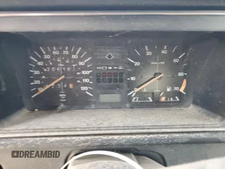 1984 Volkswagen Rabbit z VIN WVWCA0151EK009645, wystawiony jako Copart lot #78178084 z przebiegiem Nie podano mil oraz Tytuł czysty. Historia ofert i sprzedaży dostępna na DreamBid. Obrazek 9.
