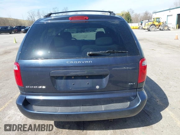 2007 Dodge Caravan SXT with VIN 1D4GP45R07B161443, listed as a IAAI auction lot 41829566 with 83,810 mi miles and . Bid and sale history available at carsss.com. Image 16.