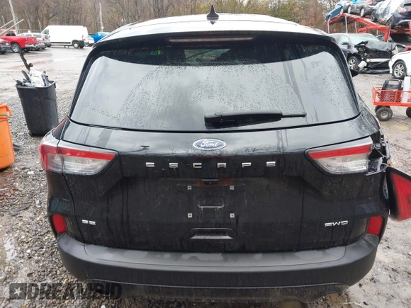 2022 Ford Escape SE with VIN 1FMCU9G61NUA27445, listed as a IAAI auction lot 41724279 with 30,284 mi miles. Bid and sale history available at carsss.com. Image 16.