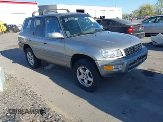 1999 Toyota RAV4 with VIN JT3HP10V5X7139594, listed as a IAAI auction lot 42029970 with 199,204 mi miles and . Bid and sale history available at DreamBid. Image 1.