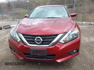 2017 Nissan Altima SR with VIN 1N4AL3AP4HC139007, listed as a IAAI auction lot 42045517 with 54,241 mi miles and . Bid and sale history available at carsss.com. Image 12.
