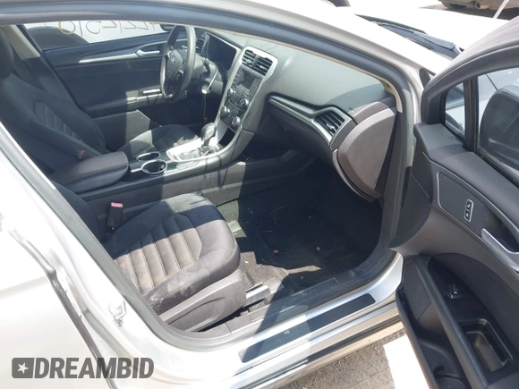 2013 Ford Fusion SE with VIN 3FA6P0H76DR372090, listed as a IAAI auction lot 42212510 with 207,668 mi miles and . Bid and sale history available at DreamBid. Image 5.