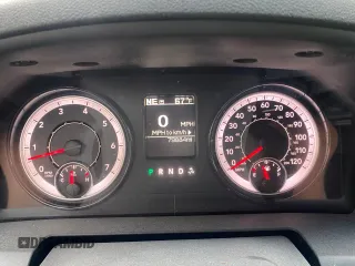 2021 Ram 1500 Warlock z VIN 1C6RR7LT9MS518556, wystawiony jako Copart lot #59443425 z przebiegiem 79 884 mil mil oraz Szkoda całkowita • Salvage title. Historia ofert i sprzedaży dostępna na DreamBid. Obrazek 8.