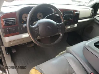 2005 Ford F-250 XL with VIN 1FTSW21P25EC64412, listed as a Copart auction lot 61992935 with 165,296 mi miles and Salvage title. Bid and sale history available at DreamBid. Image 8.