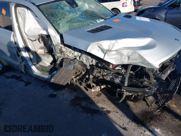 2015 Mercedes-Benz M 350 with VIN 4JGDA5HB4FA595001, listed as a IAAI auction lot 40765975 with Not provided miles and . Bid and sale history available at DreamBid. Image 6.