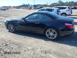 2013 Mercedes-Benz SL-Class SL 550 with VIN WDDJK7DA2DF011343, listed as a IAAI auction lot 41102104 with 74,613 mi miles. Bid and sale history available at carsss.com. Image 15.