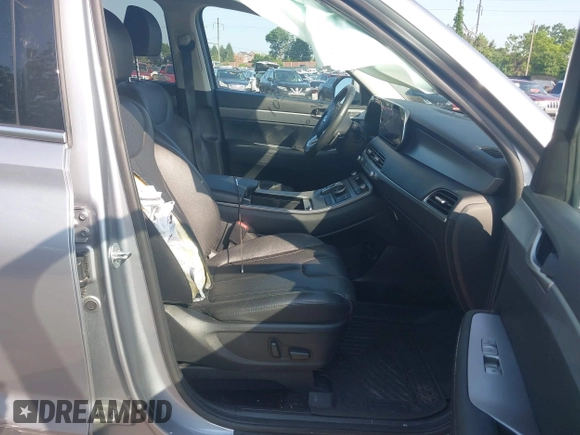 2020 Hyundai Palisade SEL with VIN KM8R4DHE6LU105105, listed as a IAAI auction lot 42552907 with 53,202 mi miles and . Bid and sale history available at DreamBid. Image 5.