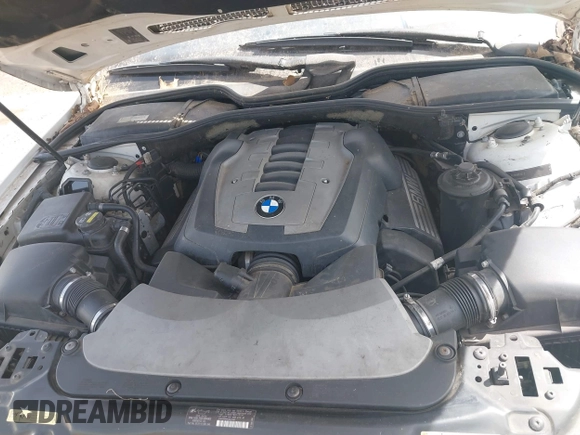 2007 BMW 7 Series 750Li with VIN WBAHN83537DT70773, listed as a IAAI auction lot 41865929 with 194,123 mi miles. Bid and sale history available at carsss.com. Image 10.