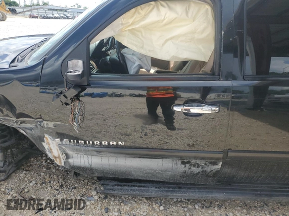 2008 Chevrolet Suburban LTZ with VIN 3GNFC16J88G204003, listed as a Copart auction lot 64740754 with 211,236 mi miles and Salvage Title. Bid and sale history available at carsss.com. Image 7.