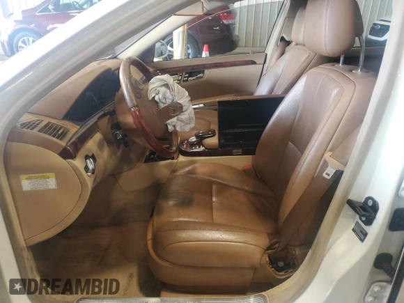2008 Mercedes-Benz S 550 z VIN WDDNG86X28A188228, wystawiony jako Copart lot #59687055 z przebiegiem 211 061 mil mil oraz Szkoda całkowita • Salvage title. Historia ofert i sprzedaży dostępna na DreamBid. Obrazek 7.