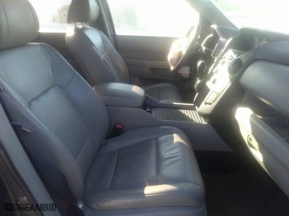 2014 Honda Pilot EX-L with VIN 5FNYF4H56EB049351, listed as a IAAI auction lot 41359552 with 113,534 mi miles. Bid and sale history available at carsss.com. Image 5.