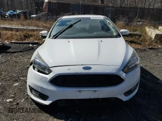 2017 Ford Focus SEL with VIN 1FADP3H22HL331523, listed as a Copart auction lot 46322445 with 37,214 mi miles and Salvage Title. Bid and sale history available at carsss.com. Image 5.