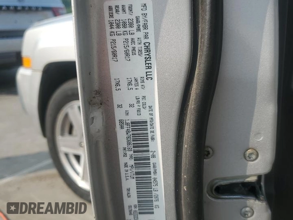 2008 Jeep Patriot Limited with VIN 1J8FF48W78D686169, listed as a Copart auction lot 60756965 with 142,440 mi miles and Clean title. Bid and sale history available at DreamBid. Image 13.