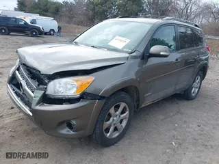 2011 Toyota RAV4 Ltd with VIN 2T3DF4DV8BW115313, listed as a IAAI auction lot 41724229 with 240,930 mi miles. Bid and sale history available at carsss.com. Image 17.