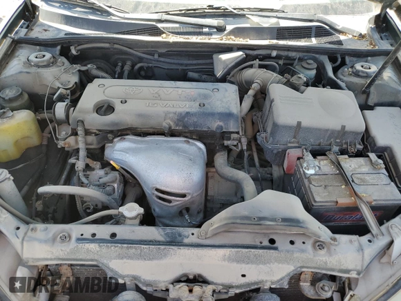 2002 Toyota Camry LE z VIN JTDBE32K120068644, wystawiony jako Copart lot #61168915 z przebiegiem 210 149 mil mil oraz Czysty tytuł • Clean title. Historia ofert i sprzedaży dostępna na DreamBid. Obrazek 11.