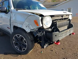 2017 Jeep Renegade Deserthawk z VIN ZACCJBCBXHPG50494, wystawiony jako IAAI lot #41858069 z przebiegiem 98 174 mil mil oraz . Historia ofert i sprzedaży dostępna na DreamBid. Obrazek 6.
