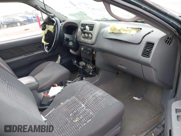 2001 Nissan Xterra XE z VIN 5N1ED28Y51C571544, wystawiony jako IAAI lot #42369137 z przebiegiem 202 908 mil mil oraz . Historia ofert i sprzedaży dostępna na DreamBid. Obrazek 5.