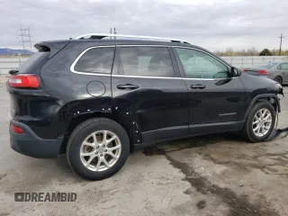 2015 Jeep Cherokee Latitude with VIN 1C4PJMCB8FW679487, listed as a Copart auction lot 51678345 with 139,027 mi miles and Salvage Title. Bid and sale history available at carsss.com. Image 3.