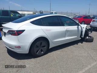 2023 Tesla Model 3 с VIN 5YJ3E1EA6PF603133, выставлен на аукционе IAAI как лот 42571373 с пробегом 15 486 миль миль и . История ставок и продаж доступна на DreamBid. Изображение 4.