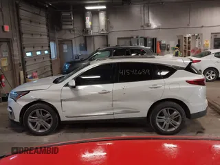 2019 Acura RDX w/Advance Pkg with VIN 5J8TC2H72KL016172, listed as a IAAI auction lot 41542639 with 105,104 mi miles. Bid and sale history available at carsss.com. Image 14.