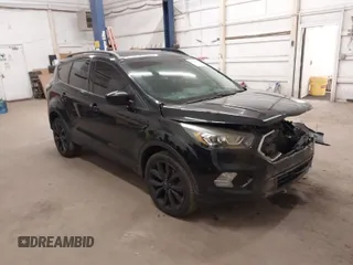 2017 Ford Escape SE with VIN 1FMCU9G98HUE31244, listed as a IAAI auction lot 40985971 with 88,067 mi miles. Bid and sale history available at carsss.com. Image 1.