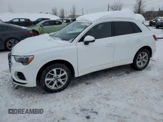 2022 Audi Q3 Premium Plus z VIN WA1BUCF30N1031471, wystawiony jako Copart lot #46441275 z przebiegiem 33 268 mil mil oraz Szkoda całkowita • Salvage title. Historia ofert i sprzedaży dostępna na DreamBid. Obrazek 1.