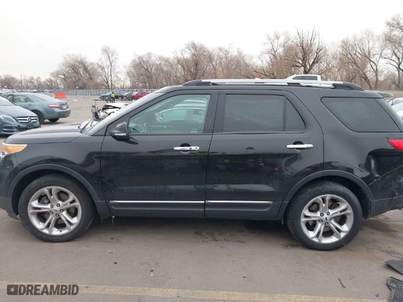 2015 Ford Explorer Limited with VIN 1FM5K8F80FGA10860, listed as a IAAI auction lot 41576384 with 173,533 mi miles. Bid and sale history available at carsss.com. Image 14.