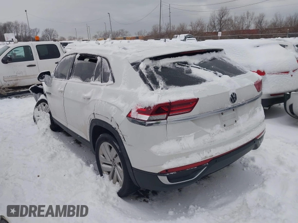 2020 Volkswagen Atlas SE with VIN 1V21E2CA8LC209865, listed as a IAAI auction lot 41245990 with 53,239 mi miles and . Bid and sale history available at DreamBid. Image 3.
