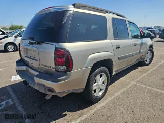 2003 Chevrolet TrailBlazer EXT LT with VIN 1GNES16S536237915, listed as a Copart auction lot 77252354 with 185,508 mi miles and Clean Title. Bid and sale history available at carsss.com. Image 4.