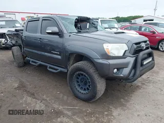 2013 Toyota Tacoma with VIN 5TFLU4EN3DX070697, listed as a IAAI auction lot 42367237 with 136,582 mi miles and . Bid and sale history available at DreamBid. Image 1.