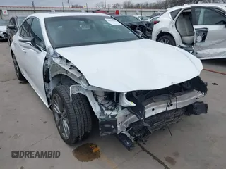 2019 Lexus ES with VIN 58ABZ1B17KU012852, listed as a IAAI auction lot 41636110 with 71,932 mi miles. Bid and sale history available at carsss.com. Image 1.