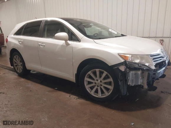2011 Toyota Venza with VIN 4T3ZA3BB1BU040297, listed as a IAAI auction lot 40334942 with NaN miles. Bid and sale history available at carsss.com. Image 1.