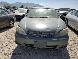 2002 Toyota Camry LE z VIN JTDBE32K120068644, wystawiony jako Copart lot #61168915 z przebiegiem 210 149 mil mil oraz Czysty tytuł • Clean title. Historia ofert i sprzedaży dostępna na DreamBid. Obrazek 5.