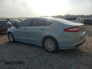 2013 Ford Fusion SE Hybrid z VIN 3FA6P0LU7DR368711, wystawiony jako Copart lot #62367685 z przebiegiem 155 284 mil mil oraz Czysty tytuł • Clean title. Historia ofert i sprzedaży dostępna na DreamBid. Obrazek 2.