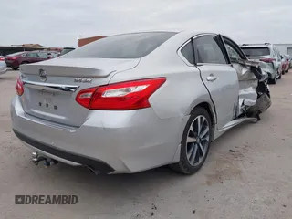 2016 Nissan Altima SL z VIN 1N4BL3APXGC281512, wystawiony jako IAAI lot #41245604 z przebiegiem 123 193 mil mil oraz . Historia ofert i sprzedaży dostępna na DreamBid. Obrazek 4.