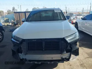 2019 Audi Q7 Premium z VIN WA1AAAF70KD037387, wystawiony jako IAAI lot #41966996 z przebiegiem 93 245 mil mil oraz . Historia ofert i sprzedaży dostępna na DreamBid. Obrazek 13.