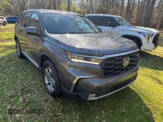 2025 Honda Pilot EX-L with VIN 5FNYG2H48SB007607, listed as a Copart auction lot 49019375 with 41,639 mi miles and Clean Title. Bid and sale history available at carsss.com. Image 1.