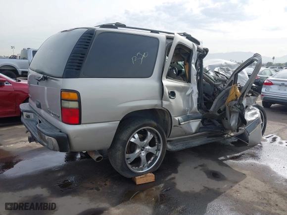 2004 Chevrolet Tahoe LT with VIN 1GNEC13ZX4R131734, listed as a IAAI auction lot 40971315 with 1 mi miles. Bid and sale history available at carsss.com. Image 4.