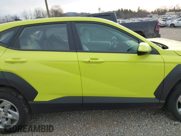 2025 Hyundai Kona SE with VIN KM8HA3AB2SU208504, listed as a IAAI auction lot 41458066 with 918 mi miles. Bid and sale history available at carsss.com. Image 13.