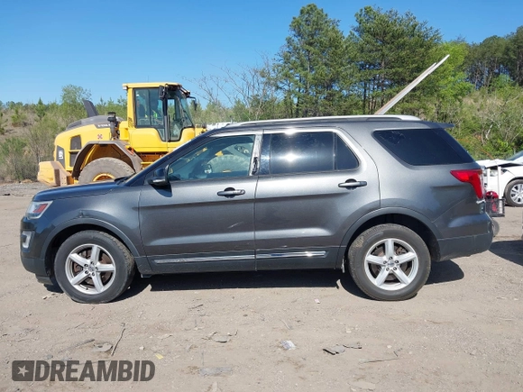 2017 Ford Explorer XLT z VIN 1FM5K8D85HGC79264, wystawiony jako IAAI lot #42007539 z przebiegiem 221 897 mil mil oraz . Historia ofert i sprzedaży dostępna na DreamBid. Obrazek 14.